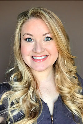 Rochelle Diaz,  Customer Service Representative